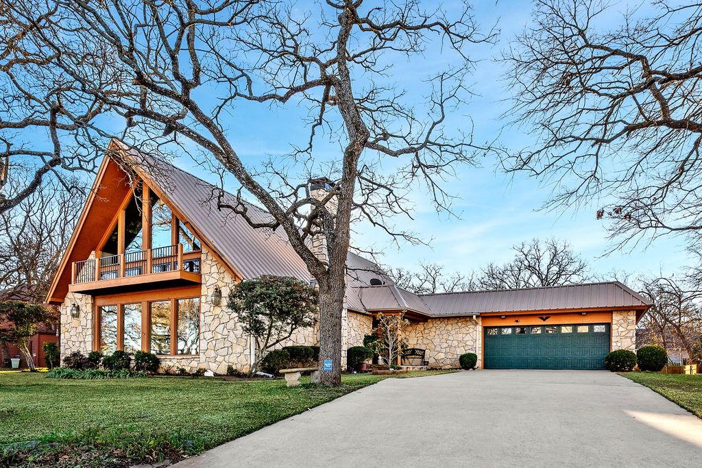 127 W Eagleview Circle, Pottsboro, TX 75076