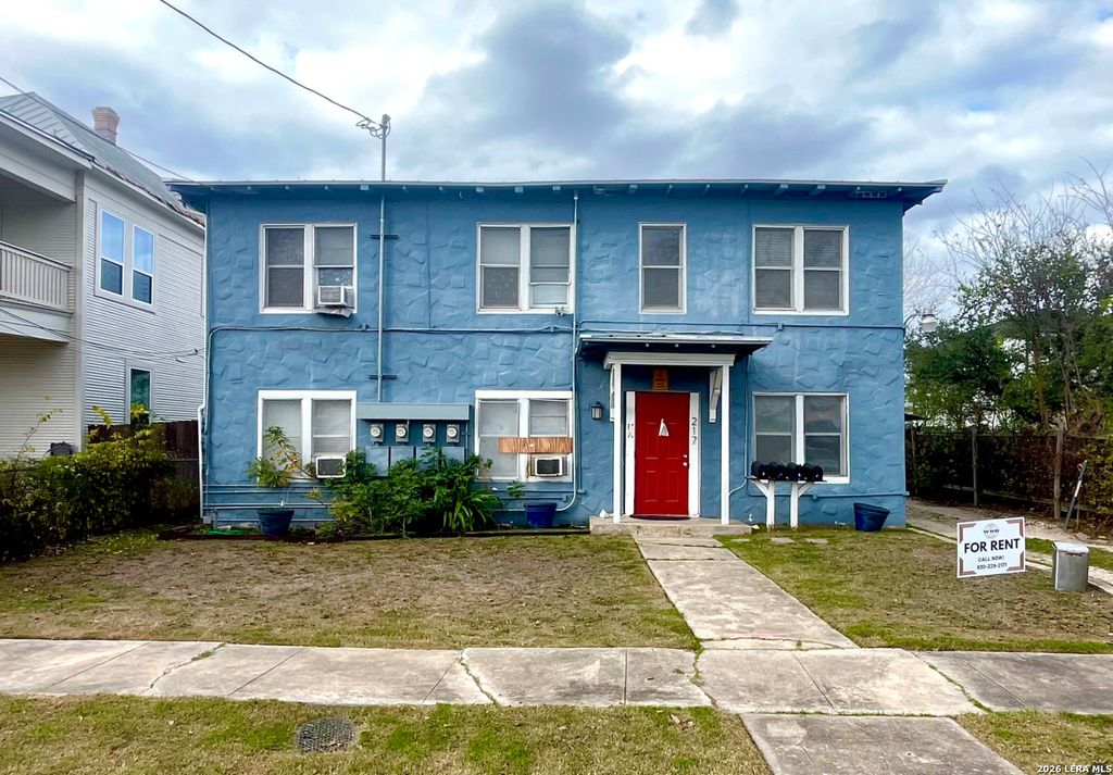 217 Lotus St Apt 4, San Antonio, TX 78210