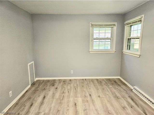 1702 Bears Den Road, Youngstown, OH 44511