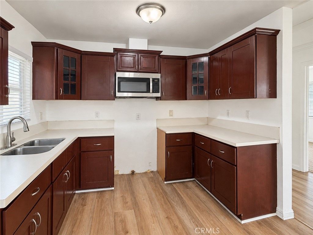 751 E 104th Street, Los Angeles, CA 90002 — photo 3
