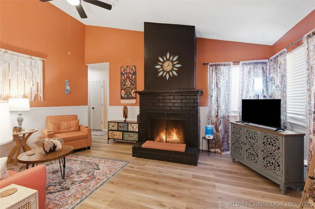 1307 S 111th East Avenue 30-4A, Tulsa, OK 74104
