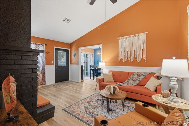 1307 S 111th East Avenue 30-4A, Tulsa, OK 74104