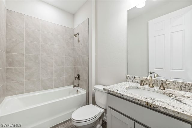 551 Spring Hill Lake LOOP, Cape Coral, FL 33993