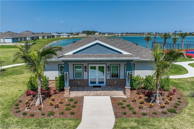 551 Spring Hill Lake LOOP, Cape Coral, FL 33993