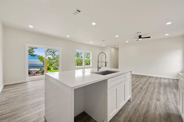 4103 Mountain View DR, Kingsland, TX 78639