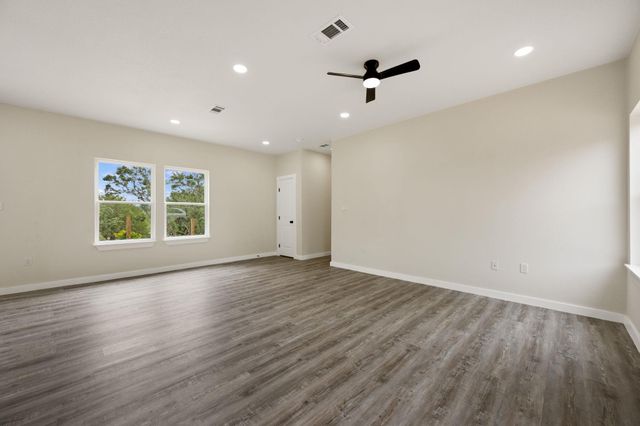4103 Mountain View DR, Kingsland, TX 78639