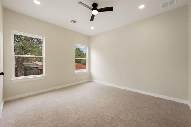 4103 Mountain View DR, Kingsland, TX 78639