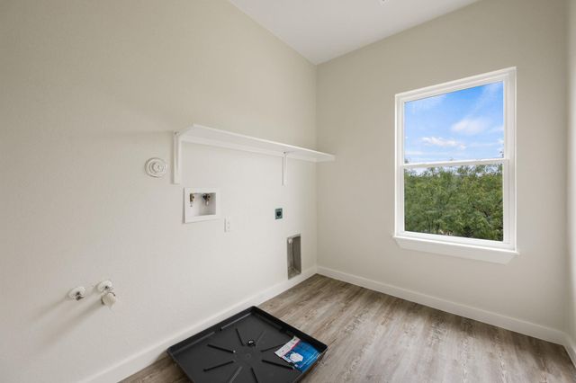 4103 Mountain View DR, Kingsland, TX 78639