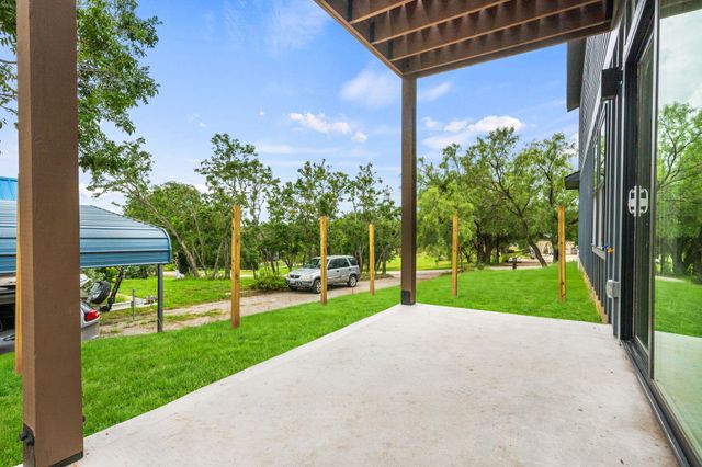 4103 Mountain View DR, Kingsland, TX 78639