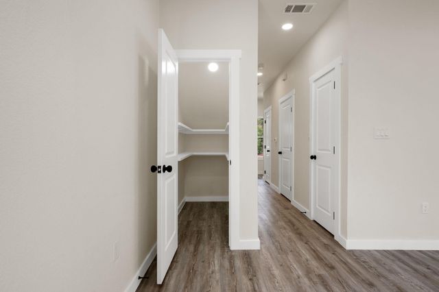 4103 Mountain View DR, Kingsland, TX 78639