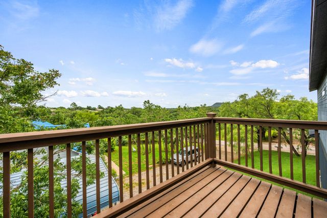 4103 Mountain View DR, Kingsland, TX 78639