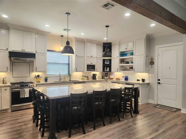 1503 N WALLACE POINTE Drive, Lake Charles, LA 70611