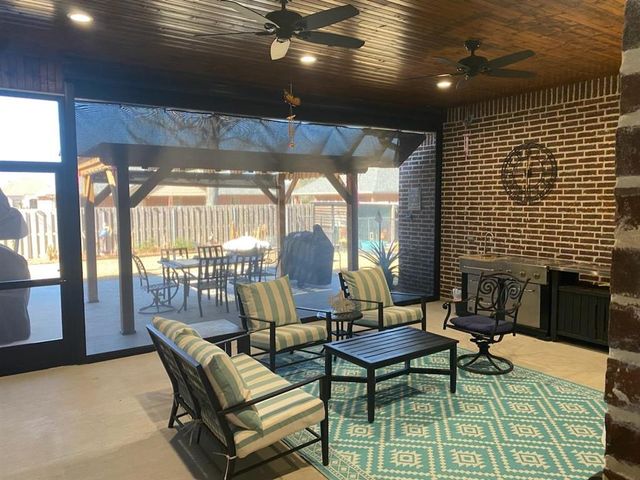 1503 N WALLACE POINTE Drive, Lake Charles, LA 70611