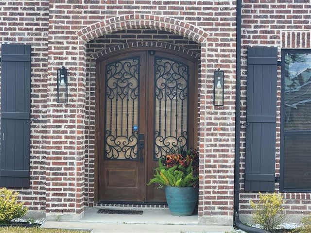 1503 N WALLACE POINTE Drive, Lake Charles, LA 70611