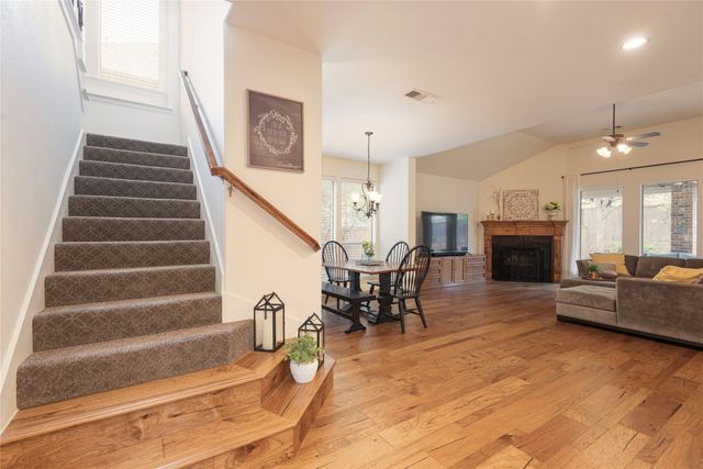 913 Canyon Wren Drive, Mckinney, TX 75071