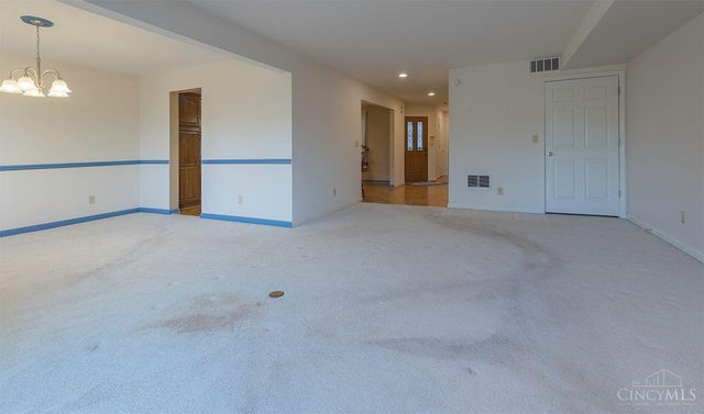 65 Waterpoint Lane, Hamilton, OH 45013