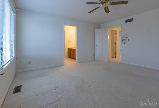 65 Waterpoint Lane, Hamilton, OH 45013