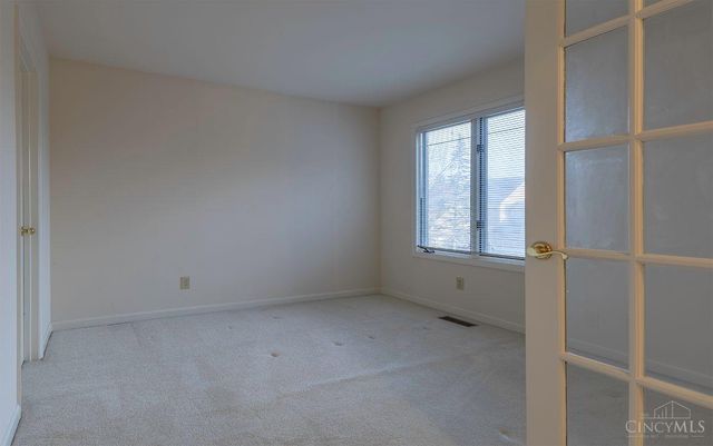 65 Waterpoint Lane, Hamilton, OH 45013