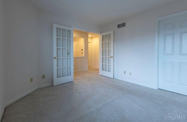 65 Waterpoint Lane, Hamilton, OH 45013