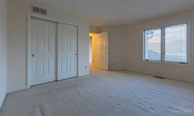 65 Waterpoint Lane, Hamilton, OH 45013