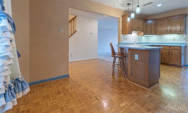 65 Waterpoint Lane, Hamilton, OH 45013