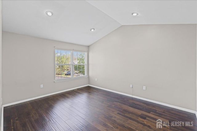 302 Wellington Park Drive, South Brunswick, NJ 08540