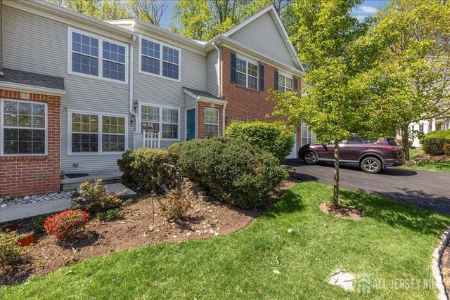 302 Wellington Park Drive, South Brunswick, NJ 08540