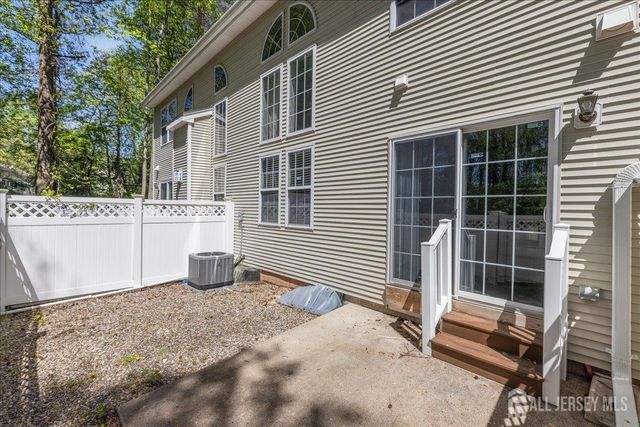 302 Wellington Park Drive, South Brunswick, NJ 08540