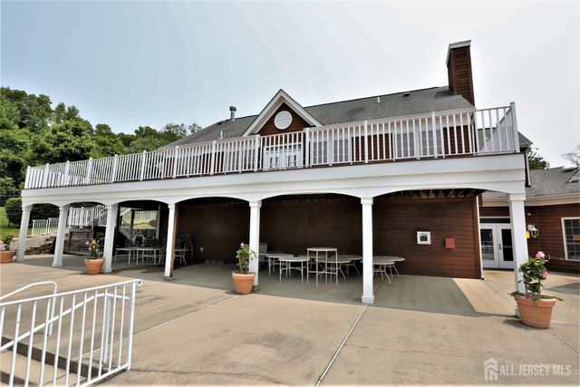 302 Wellington Park Drive, South Brunswick, NJ 08540