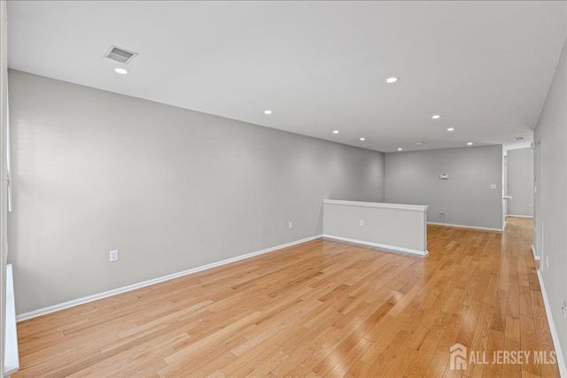 302 Wellington Park Drive, South Brunswick, NJ 08540