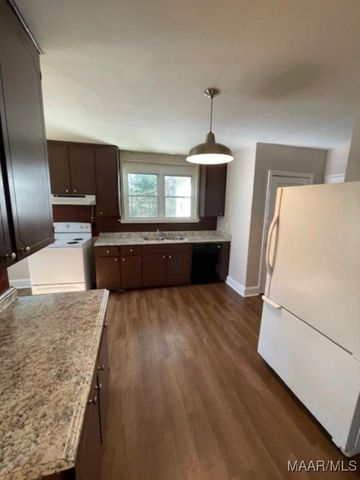 4277 WARES FERRY Road, Montgomery, AL 36109