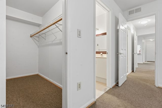2704 Commons At Kingswood Dr 2704, East Brunswick Twp., NJ 08816