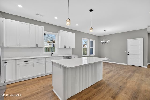 3908 Wilshire Boulevard, Wilmington, NC 28403