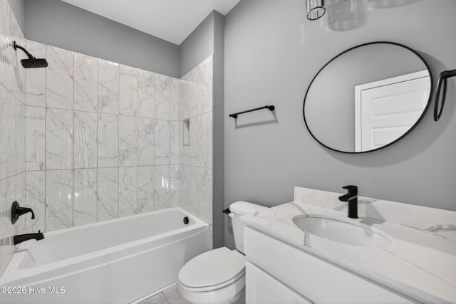 3908 Wilshire Boulevard, Wilmington, NC 28403