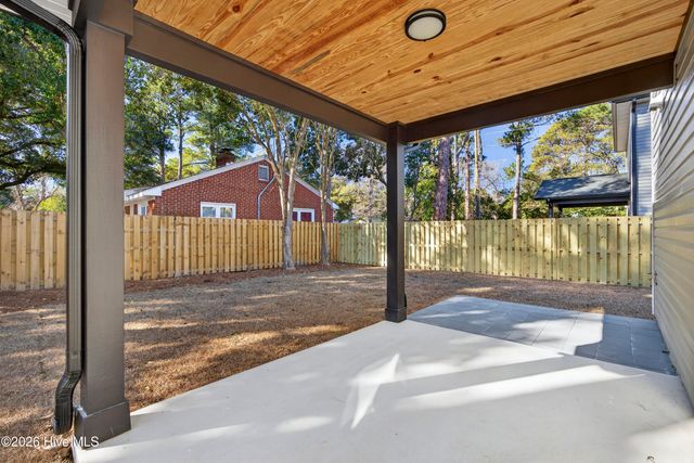 3908 Wilshire Boulevard, Wilmington, NC 28403