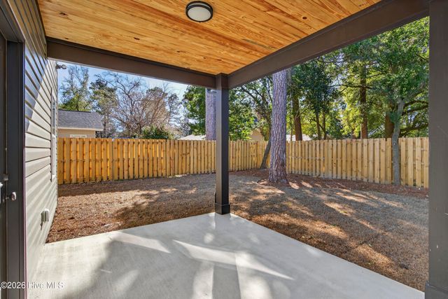 3908 Wilshire Boulevard, Wilmington, NC 28403