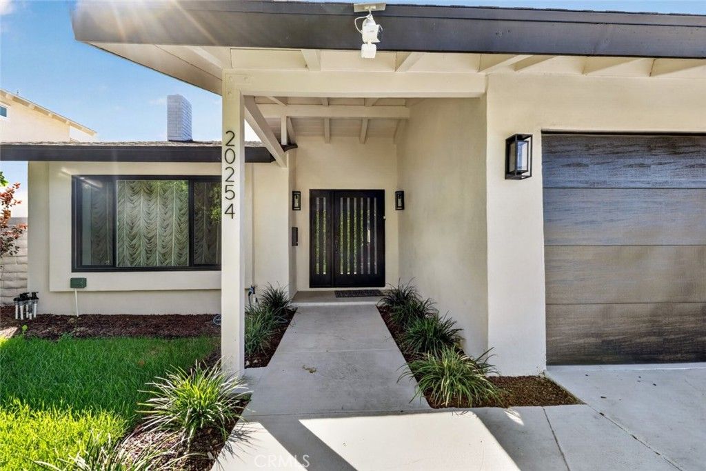 20254 Leadwell Street, Canoga Park, CA 91306 — photo 5