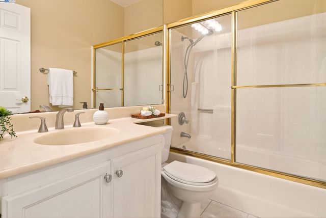 39975 Cedar Blvd 334, Newark, CA 94560