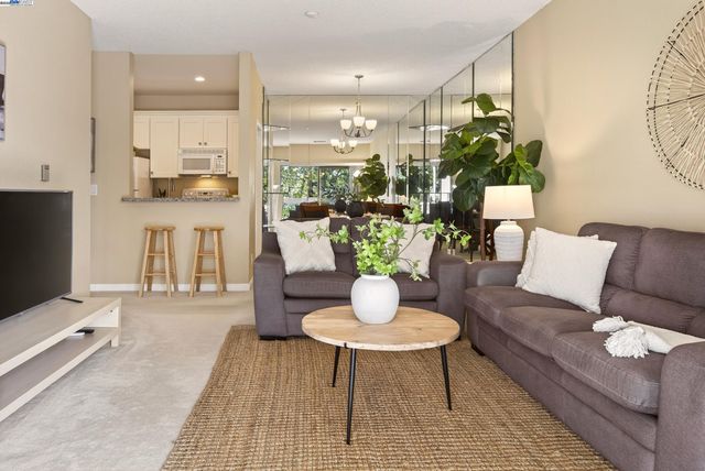 39975 Cedar Blvd 334, Newark, CA 94560