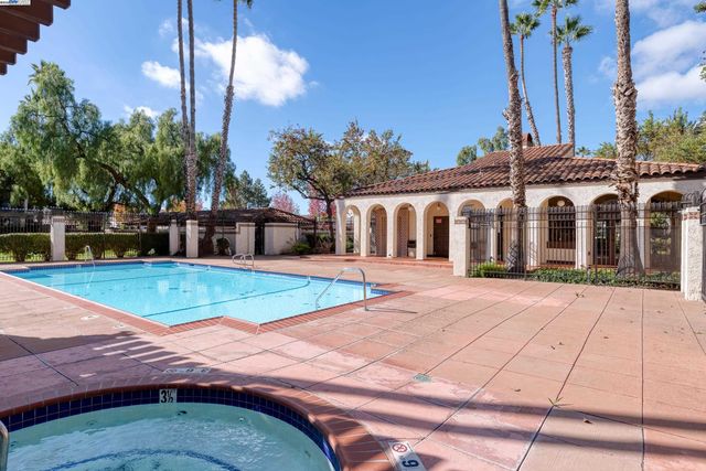 39975 Cedar Blvd 334, Newark, CA 94560