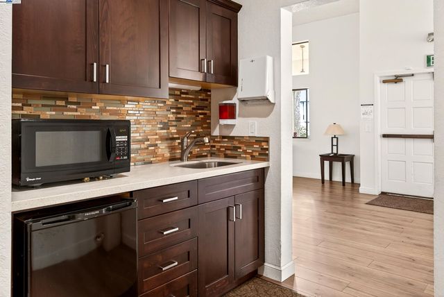 39975 Cedar Blvd 334, Newark, CA 94560