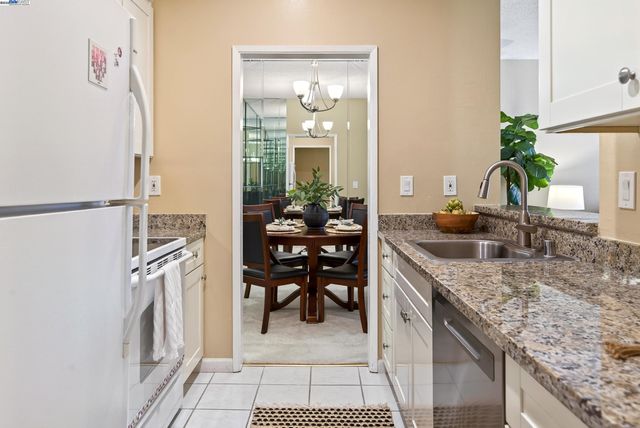 39975 Cedar Blvd 334, Newark, CA 94560