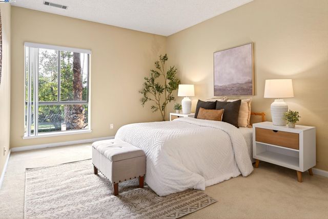 39975 Cedar Blvd 334, Newark, CA 94560