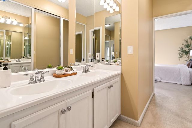 39975 Cedar Blvd 334, Newark, CA 94560