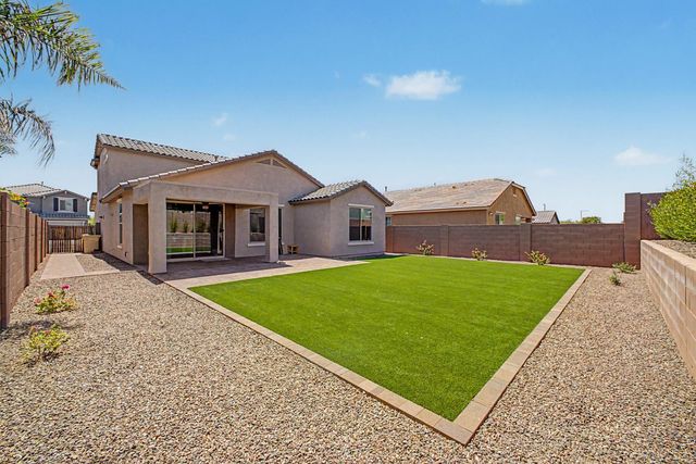 7104 W Spur Drive, Peoria, AZ 85383