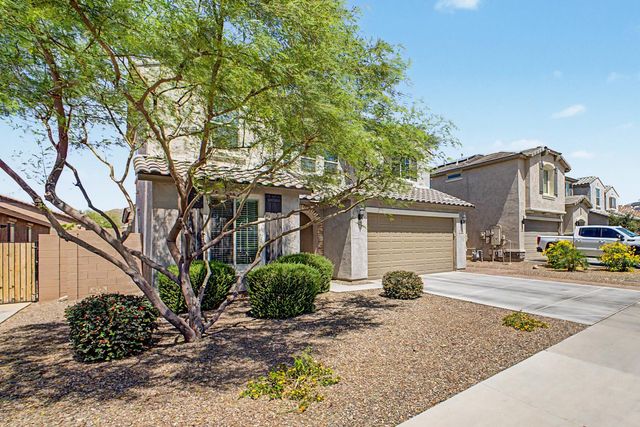 7104 W Spur Drive, Peoria, AZ 85383