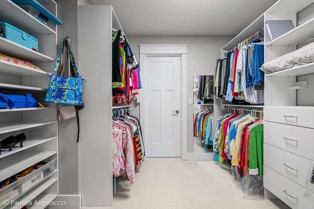 516 Pershing Court, Barrington, IL 60010