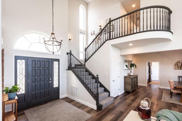 8560 Bar Crest Dr, Placerville, CA 95667