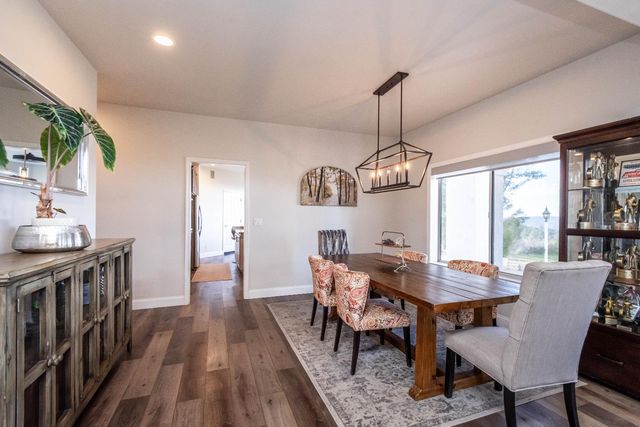 8560 Bar Crest Dr, Placerville, CA 95667