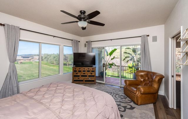 8560 Bar Crest Dr, Placerville, CA 95667